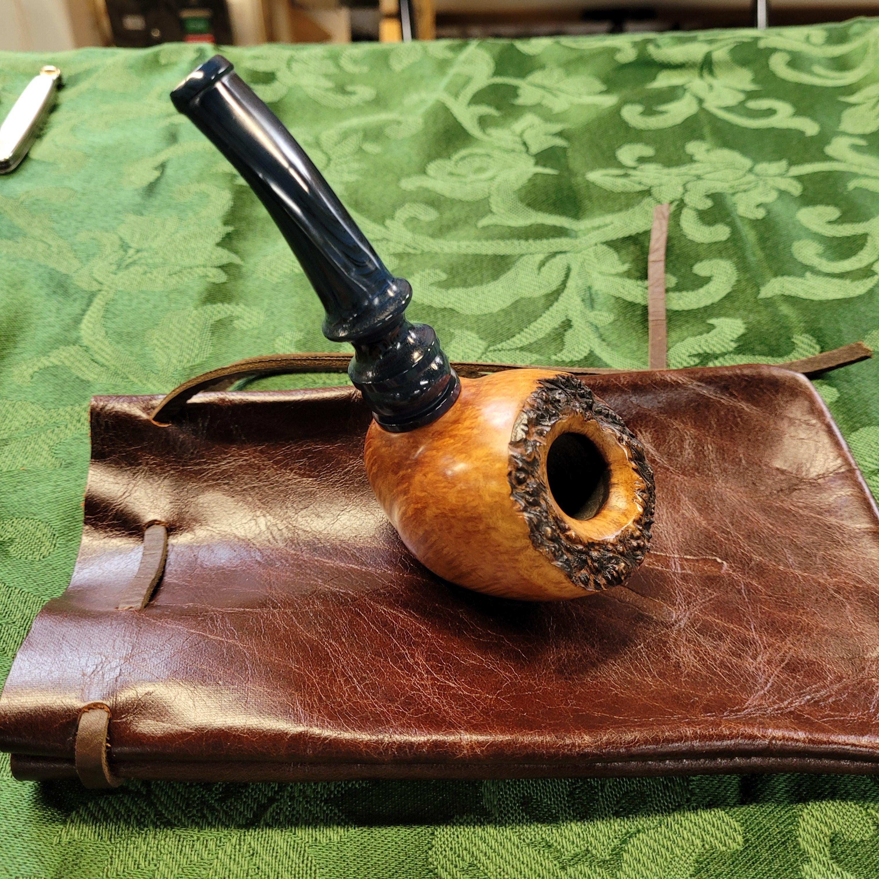 MandyPipe Freehands pipe craftsmanship